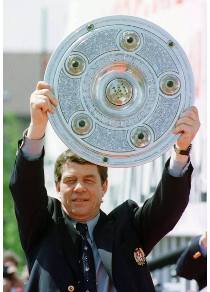 Otto Rehhagel als Meistertrainer in Kaiserslautern. Otto Rehhagel