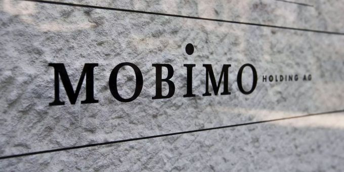 Mobimo Schriftzug auf Marmorplatte - Keystone Mobimo