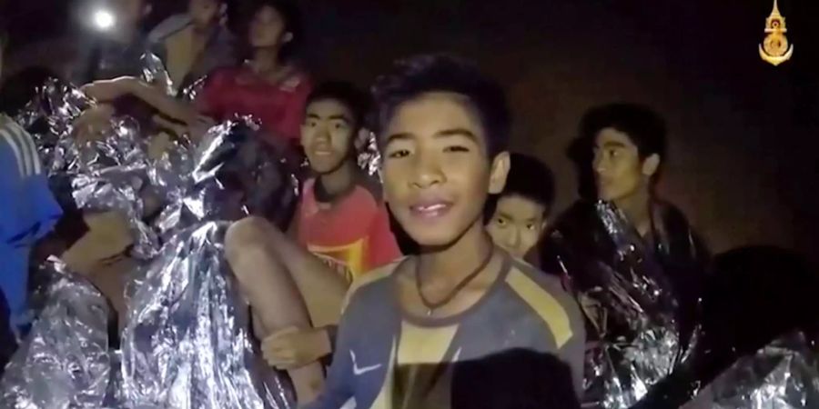 Die thailändischen Jugendfussballer müssen weiter auf ihre Rettung warten.