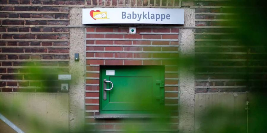 Die Babyklappe des Helios St. Johannes Spitals in Duisburg (D).