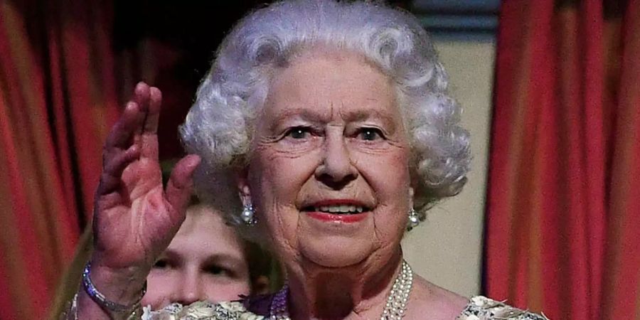 Die Queen Elisabeth II. sucht dringend einen Koch.