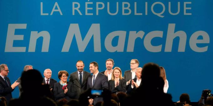 Die versammelte Riege der «La République en Marche». Der Partei droht ein internes Zerwürfnis. (Archivbild) la republique en marche