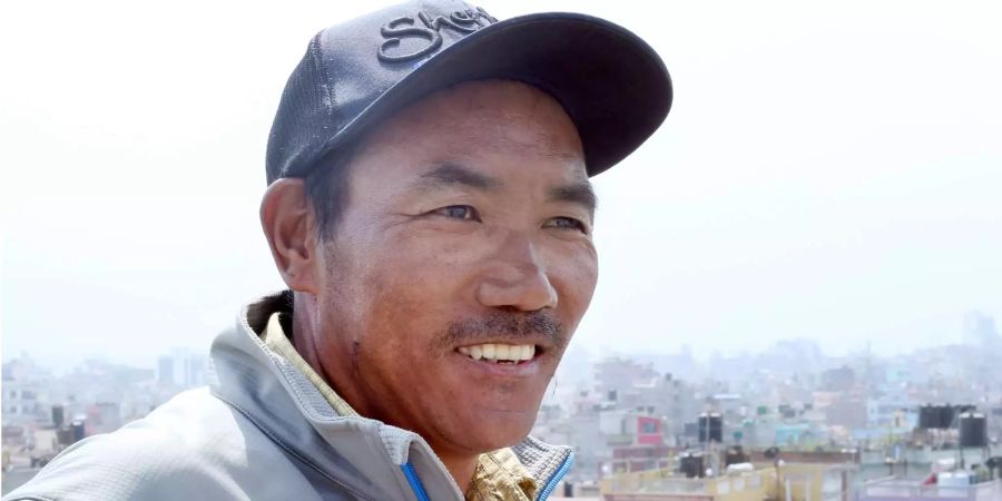 Kami Rita Sherpa hat den Mount Everest 22 Mal erfolgreich bestiegen.