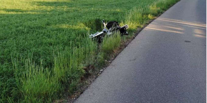 Buch SH - Motorradfahrer verletzt sich
