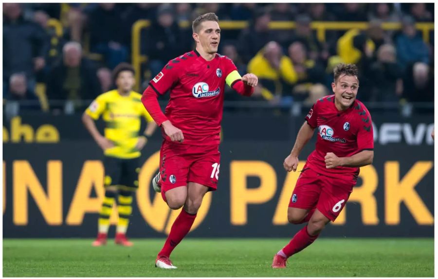 Der SC Freiburg befindet sich im Hoch. Die Breisgauer haben seit acht Spielen nicht mehr verloren und dank dieser Serie den Abstand auf das abstiegsgefährdete Gebiet auf sieben Punkte ausgebaut. Am Samstag standen die Jungs von Christian Streich gegen Dortmund im Einsatz – und knöpften der Borussia ein 2:2-Unentschieden ab. Um ein Haar hätten sie gar den Sieg geholt, wenn da nicht Dortmund in der 93. Minute noch ausgeglichen hätte.