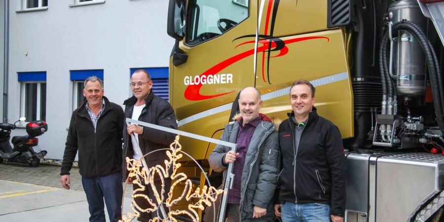 Dankbar über Spende von der Gloggner AG