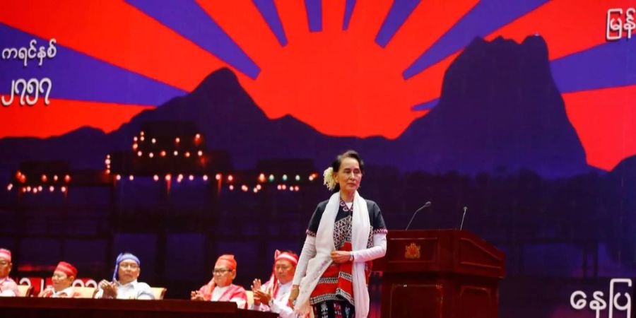 Die Regierung Myanmars wird von Fridensnobelpreisträgerin Aung San Suu Kyi geführt.