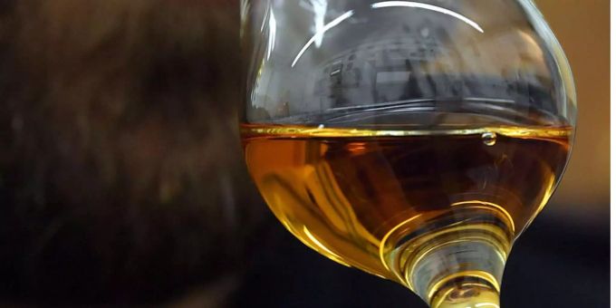 Falsch deklariert - 9999 Franken für Fake-Whisky