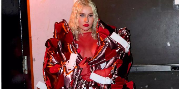 Fertig Minikleid - Das sieht heiss aus, Christina Aguilera!