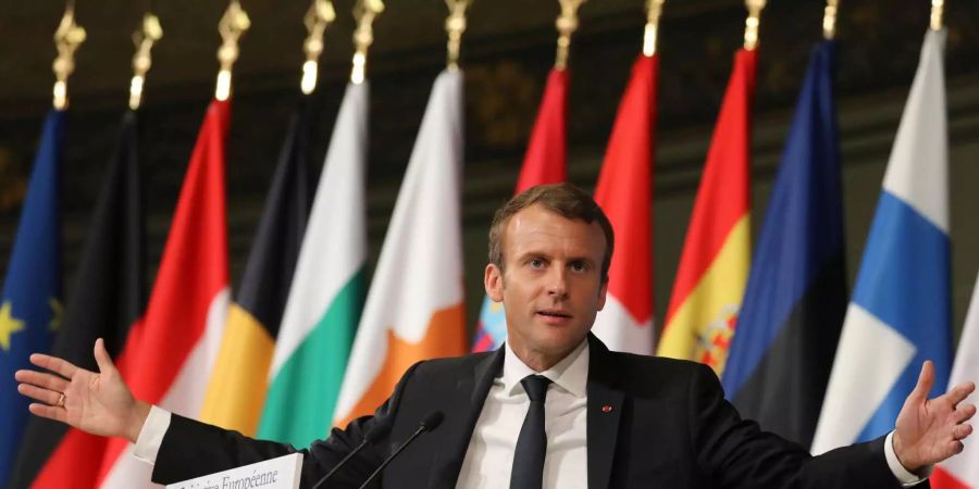 Der französische Präsident Emmanuel Macron spricht 2017 im Amphitheater der Universität Sorbonne über eine mögliche Reform der Europäischen Union.