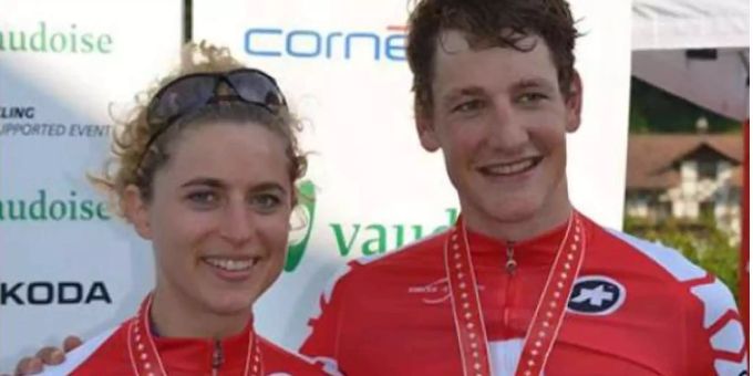 Marlen Reusser präsentiert ihre Goldmedaille an den Schweizermeisterschaften zusammen mit Stefan Küng. Marlen Reusser präsentiert ihre Goldmedaille an den Schweizermeisterschaften zusammen mit Stefan Küng.