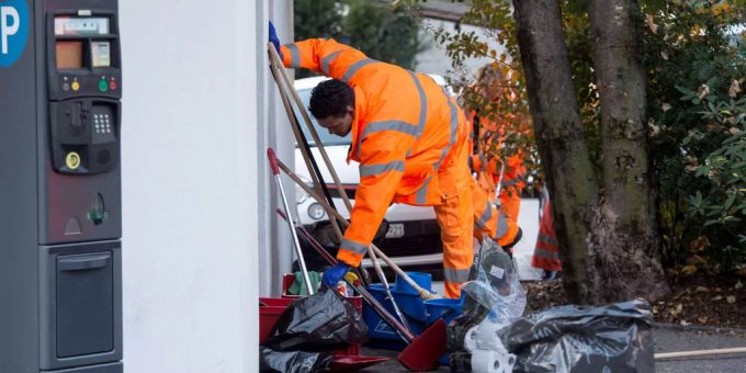 Luzern - Parlament befürwortet Auslagerung von Putzdiensten