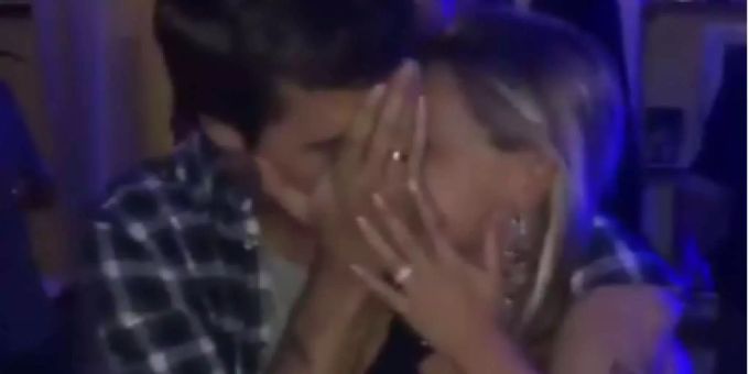 Kuss-Videos - Was läuft zwischen Bachelorette Adela und Vujo Gavric?