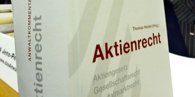 Die Beratungen zur Aktienrechtsreform verzögerten sich. Aktienrecht