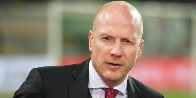 Matthias Sammer äussert sich kritisch.