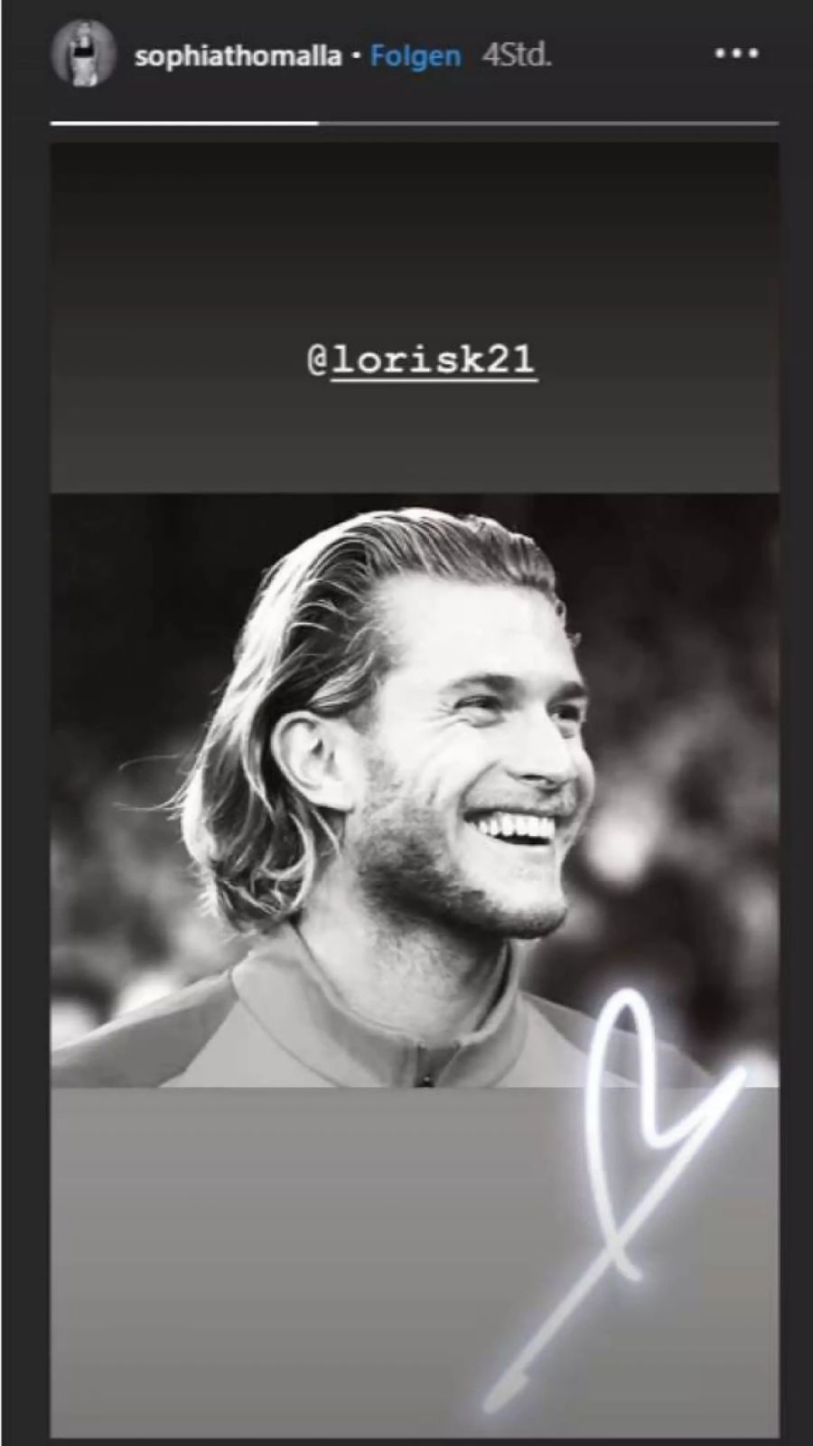 Sophia Thomalla denkt nur an Loris Karius.