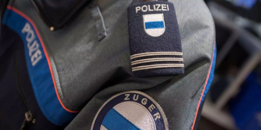 Die Zuger Polizei führte am Montag Kontrollen durch.