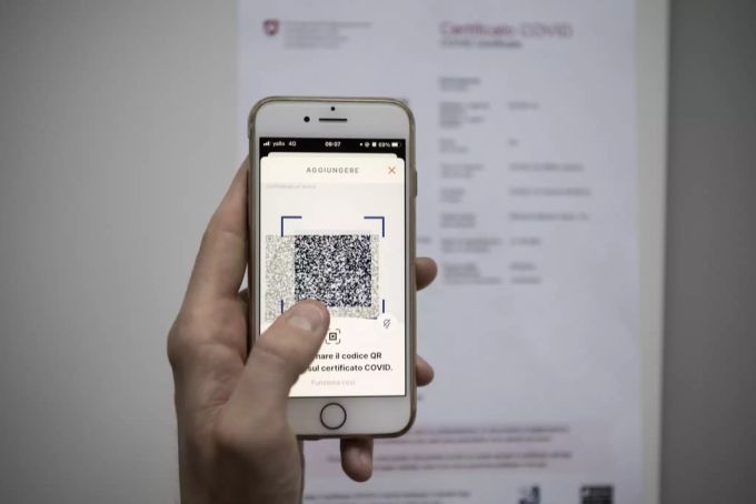 Für das Covid-Zertifikat braucht es ein QR-Code. Dieses kann entweder in die App hinterlegt werden, oder in Papierform verwendet werden. Covid-Zertifikat QR-Code