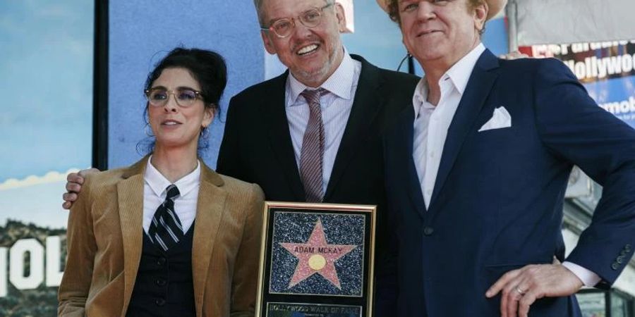 Sarah Silverman (v.l.n.r.), Adam McKay und John C. Reilly bei der Zeremonie auf dem Hollywood Walk of Fame. Foto: Willy Sanjuan/Invision via AP/dpa