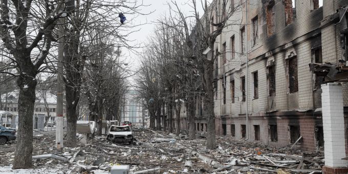 Eine ukrainische Militäranlage in der Nähe von Kiew, die bei einem Luftangriff zerstör worden ist. Ukraine Konflikt Kiews