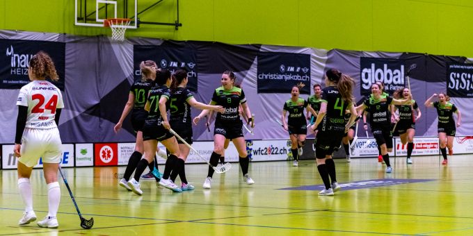 Erster Sieg in den Aufstiegsspielen für die UHC Waldkirch UHC Waldkirch gewann mit 5:3 gegen die Red Lions Frauenfeld