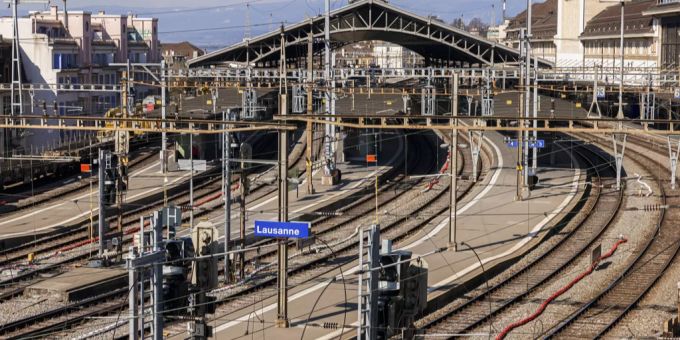 Blick auf den Bahnhof in Lausanne VD. Bahnhof Lausanne