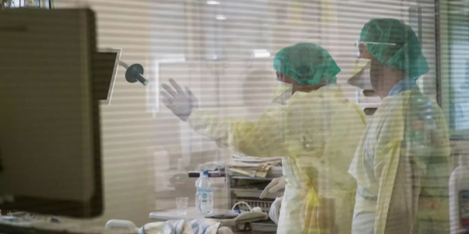 Erneute Zunahme - Schon 4840 Schweizer mit Corona-Virus infiziert