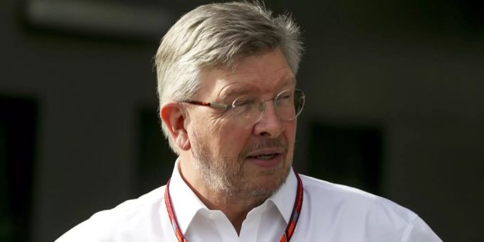 F1-Sportchef Ross Brawn sieht keine Anzeichen für einen Mercedes Ausstieg aus der Formel 1. Mercedes Formel 1