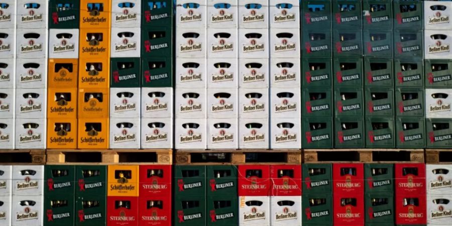 Paletten mit Bierkisten