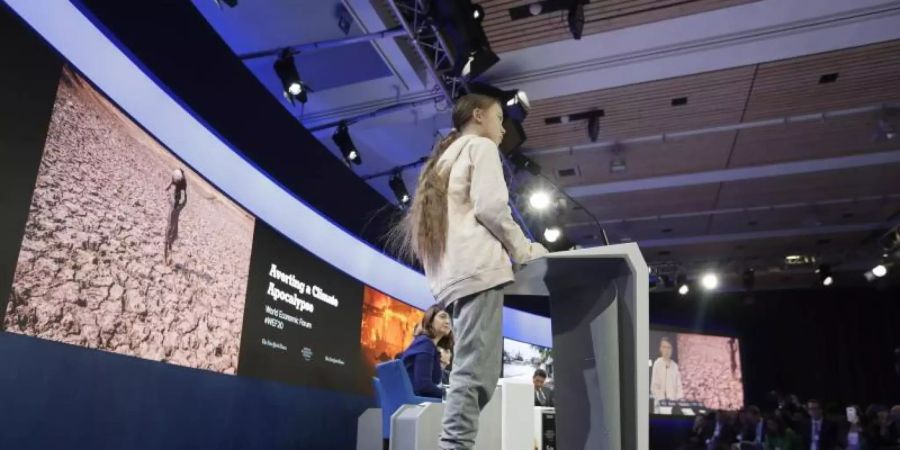 «Unser Haus brennt noch immer», sagte Greta Thunberg beim Weltwirtschaftsforum in Davos. Foto: Michael Probst/AP/dpa