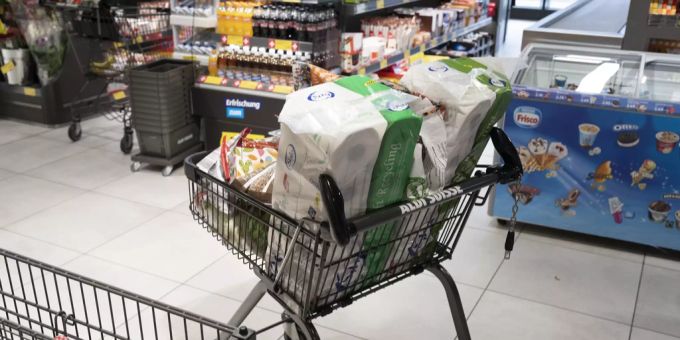 Gegen Coronavirus - Tessin schliesst alle Läden, Bars und Restaurants