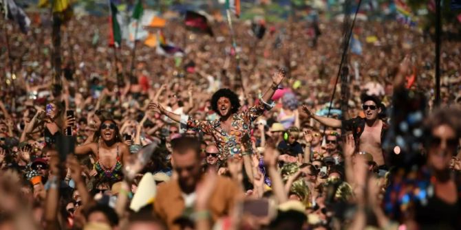 glastonbury festival briten