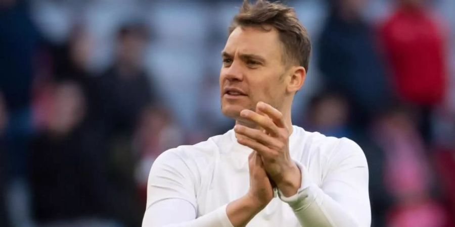 Bayern-Kapitän Manuel Neuer verzichtet auf einen Teil seines Gehalts. Foto: Sven Hoppe/dpa