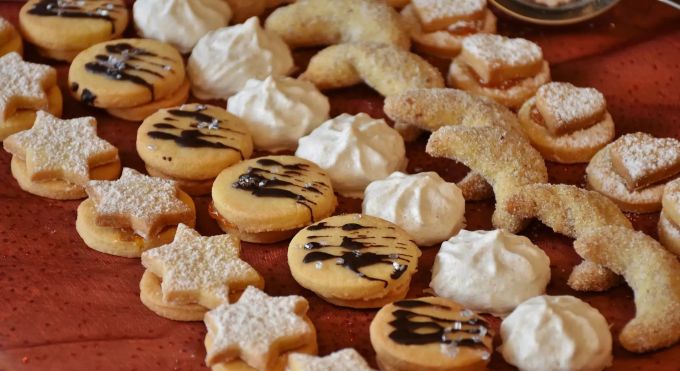 Guetzli in allen Variationen gehören einfach zur Weihnachtszeit. Guetzli