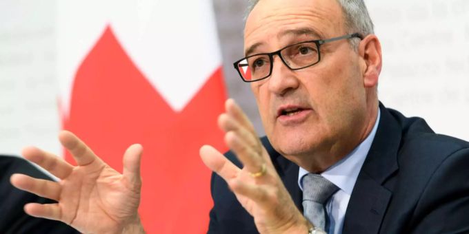 SVP-Bundesrat Guy Parmelin wird sich an der Delegiertenversammlung der SVP zur Lage der Schweiz äussern. SVP Delegiertenversammlung