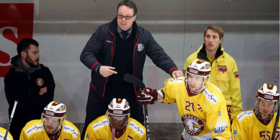 Er stand bereits von 2001 bis 2017 an der Bande von Servette: Chris McSorley.