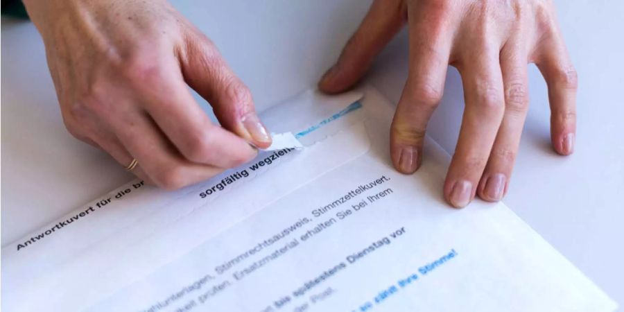 Die zwei Kandidaten für den Weininger Gemeinderat gewannen genau die gleiche Anzahl Stimmen.
