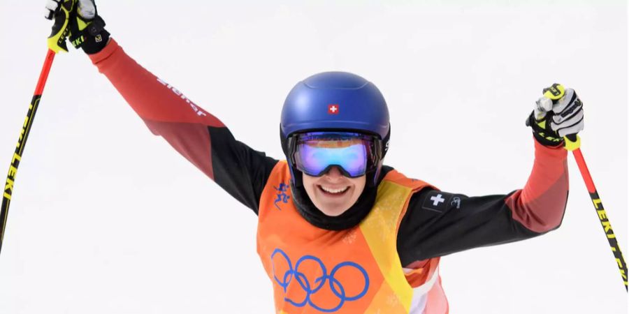 Fanny Smith wird Dritte und gewinnt Bronze im Skicross der Frauen.