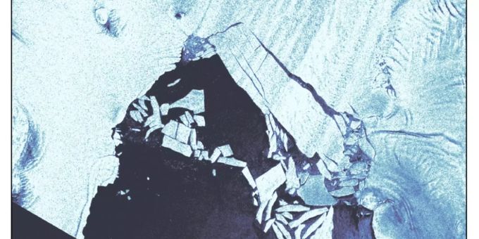 Die Satellitenaufnahme zeigt den teilweisen gelösten Eisberg B-46. Am Pine-Island-Gletscher ist ein über 200 Quadratkilometer grosser Eisberg abgebrochen.