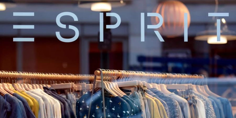 Ein Modegeschäft von Esprit.