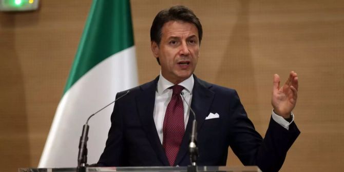 Italiens Ministerpräsident Giuseppe Conte bei einer Pressekonferenz.