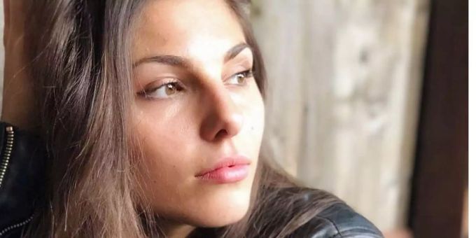 Stina Sanders hat sich eine Woche lang ungeschminkt auf Instagram gezeigt. Stina Sanders hat sich eine Woche lang ungeschminkt auf Instagram gezeigt.