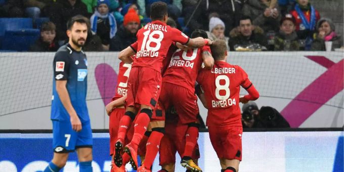 Freude in Leverkusen: Bayer steht nach dem Sieg über Hoffenheim auf Platz zwei der Tabelle. Freude in Leverkusen: Bayer steht nach dem Sieg über Hoffenheim auf Platz zwei der Tabelle.