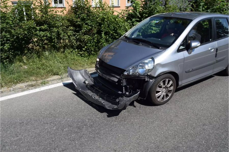 Verkehrsunfall auf der St. Gallerstrasse - zvg Kantonspolizei Appenzell Ausserrhoden