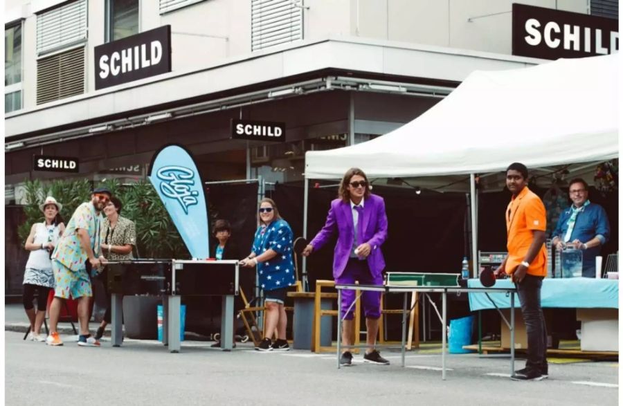 Bunte Eindrücke vom GLOJA Zelt am Sound of Glarus 2017 - zvg