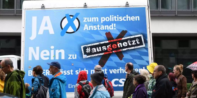 Die CSU startete sogleich eine Gegenkampagne. Die CSU startete sogleich eine Gegenkampagne.