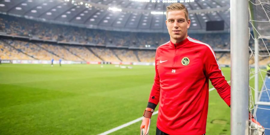 YB-Goalie Von Ballmoos im Stadion von Dynamo Kiew