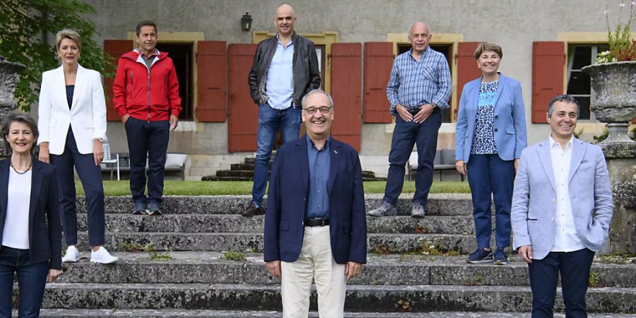 Die Mitglieder des Bundesrats verbringen ihre Sommerferien grösstenteils in der Schweiz. Das Foto entstand auf ihrer Bundesratsreise im Kanton Waadt am Donnerstag, 1. Juli.