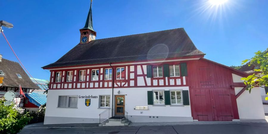 Das Gemeindehaus in Hüntwangen.