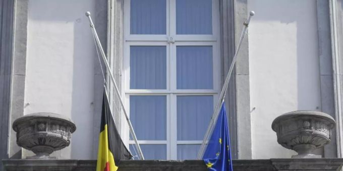Brüssel - Belgien gedenkt Hochwasser-Opfern
